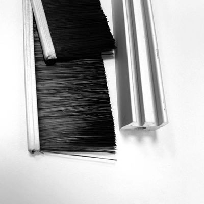 Straight SUS304 Windproof Garage Door Bottom Seal Strip Brush